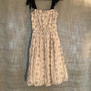 Darling floral dress with black ribbon sholder ties